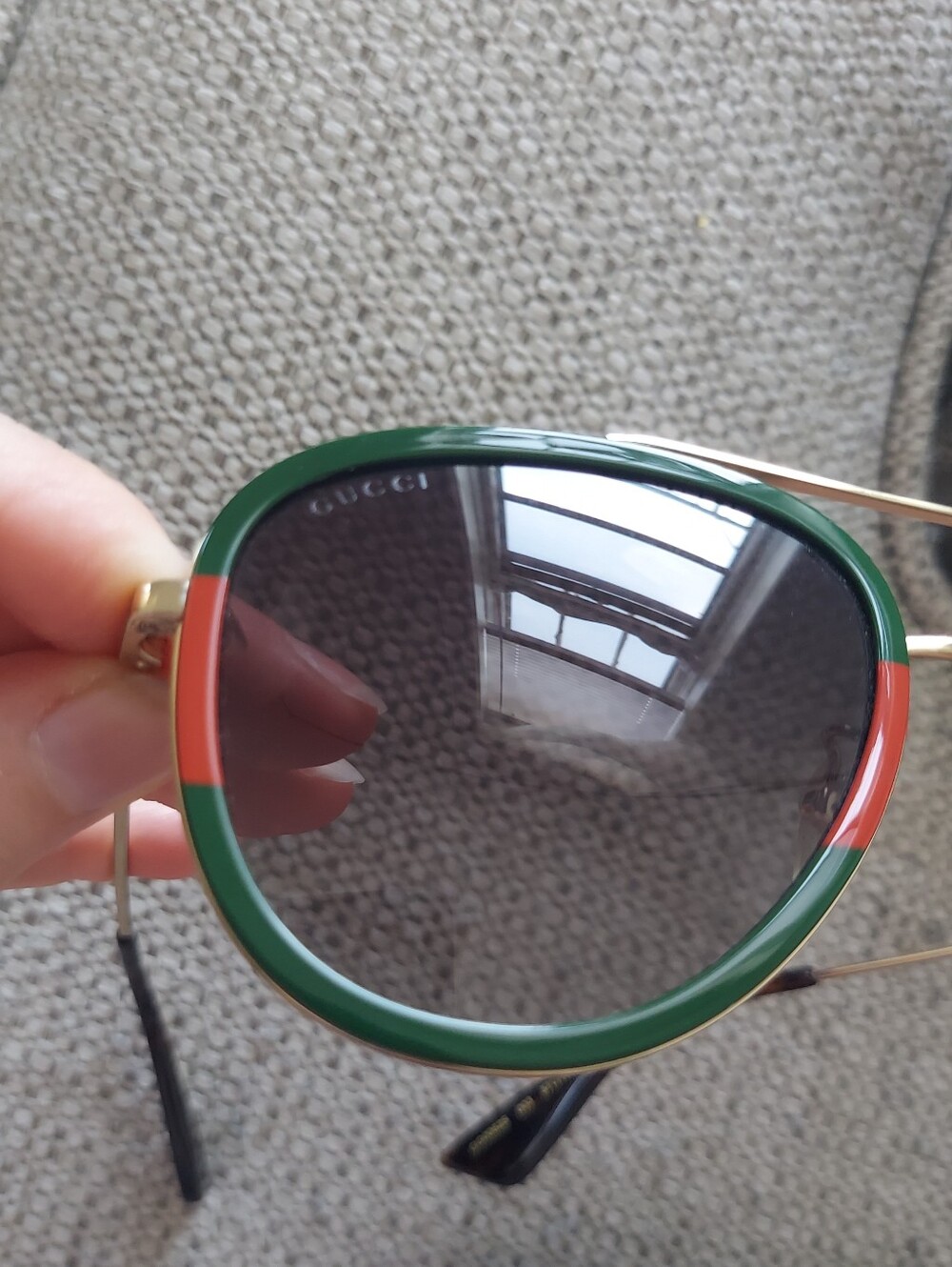 Gucci Gold Frame Black Sunglasses with Red Trim - Picture 2 of 9